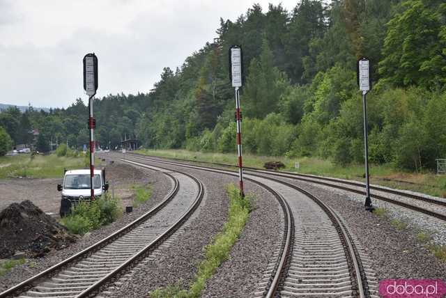 [DUŻO ZDJĘĆ] Przejechaliśmy nową trasą kolejową ze Świdnicy do Jedliny-Zdroju