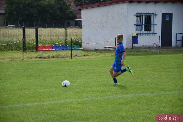 Rodzinna atmosfera i sportowe emocje na Pikniku Rodzinnym w Kłaczynie [FOTO]