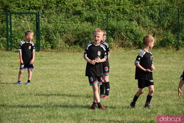 Rodzinna atmosfera i sportowe emocje na Pikniku Rodzinnym w Kłaczynie [FOTO]