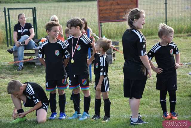 Rodzinna atmosfera i sportowe emocje na Pikniku Rodzinnym w Kłaczynie [FOTO]