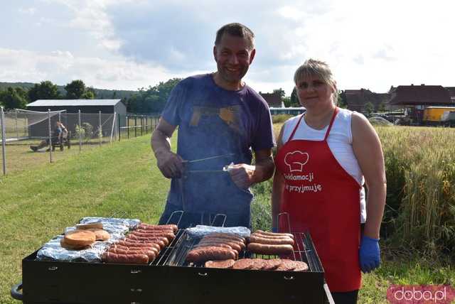 Rodzinna atmosfera i sportowe emocje na Pikniku Rodzinnym w Kłaczynie [FOTO]