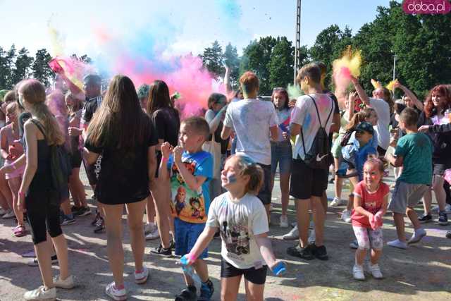 [FOTO] Tak się wita lato! Proszki holi i dmuchańce  