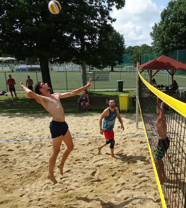 Za nami 1. Otwarty turniej siatkówki plażowej kobiet i mężczyzn w Świdnicy [FOTO]