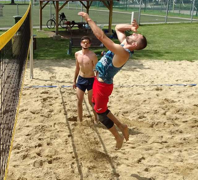 Za nami 1. Otwarty turniej siatkówki plażowej kobiet i mężczyzn w Świdnicy [FOTO]