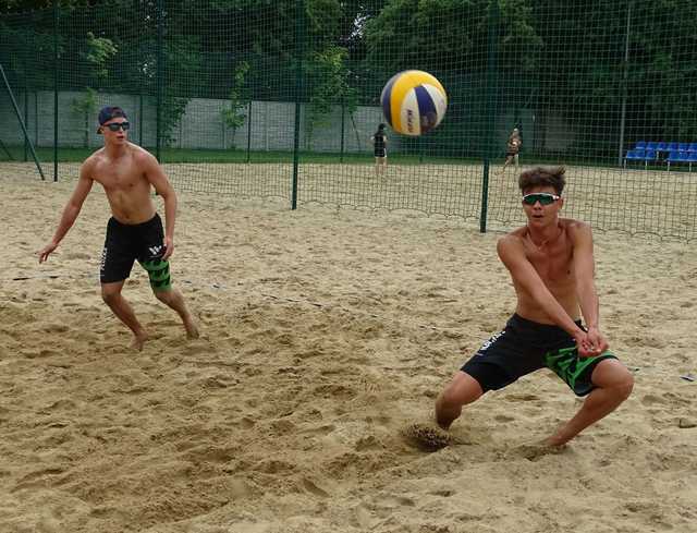 Za nami 1. Otwarty turniej siatkówki plażowej kobiet i mężczyzn w Świdnicy [FOTO]