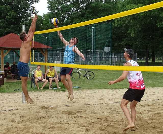 Za nami 1. Otwarty turniej siatkówki plażowej kobiet i mężczyzn w Świdnicy [FOTO]