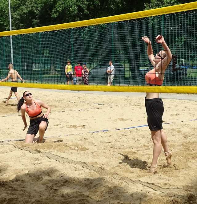 Za nami 1. Otwarty turniej siatkówki plażowej kobiet i mężczyzn w Świdnicy [FOTO]