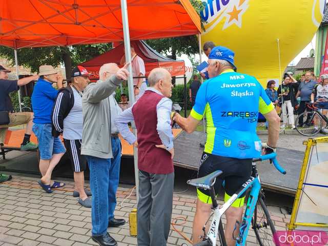 Kolarskie emocje w Nowicach! Wystartował wyścig Szukamy następców Tadeusza Mytnika [FOTO]