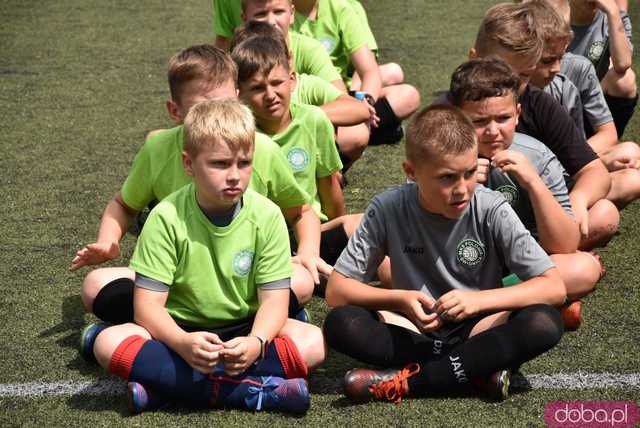 Świdniczanie wspierają chorą Agatkę. Za nami charytatywny festyn rodzinny na świdnickim OSiRze [FOTO]