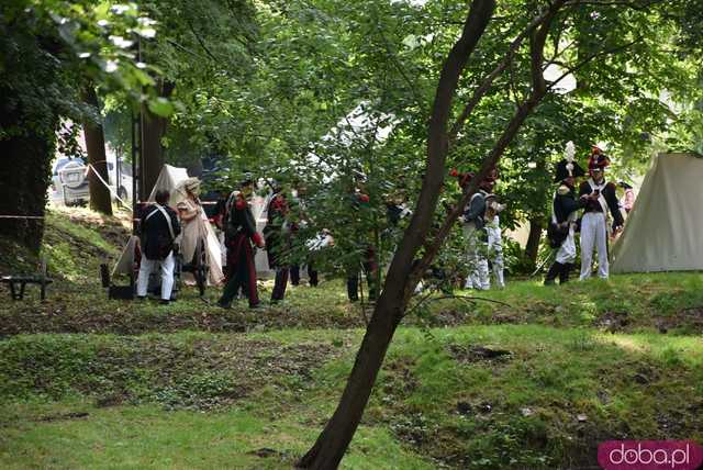Burkatów zamienił się w XVIII-wieczne pole bitwy! Weekend z historią w tle za nami [FOTO]