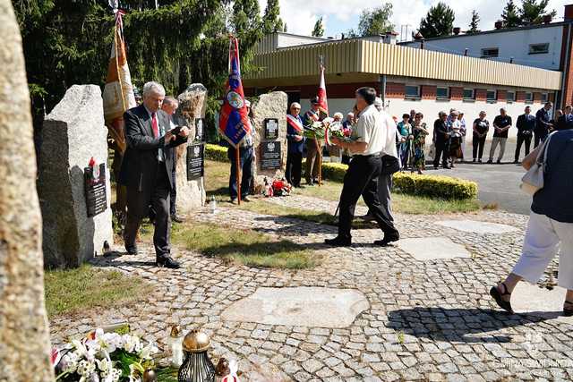 Uczcili pamięć ofiar ludobójstwa na obywatelach II RP [FOTO]