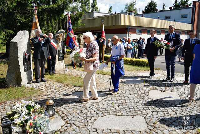 Uczcili pamięć ofiar ludobójstwa na obywatelach II RP [FOTO]