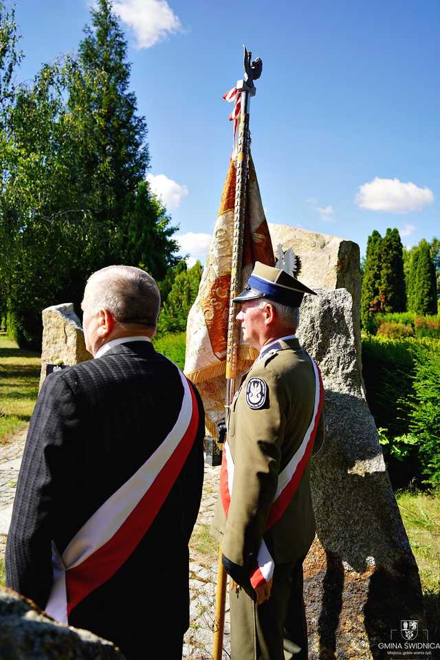 Uczcili pamięć ofiar ludobójstwa na obywatelach II RP [FOTO]