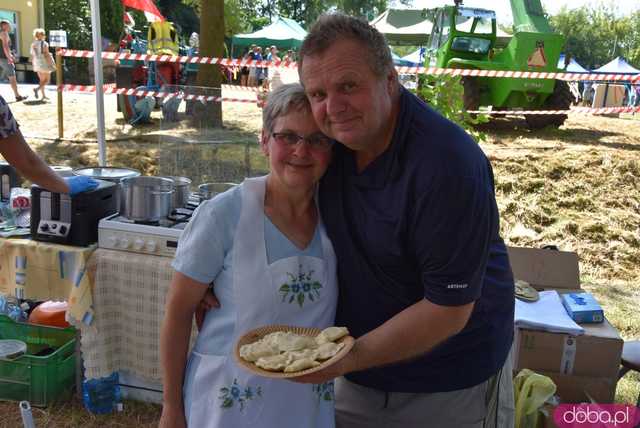Pierogi królowały w Łażanach po raz drugi. Sołectwa gminy Żarów rywalizowały w emocjonujących konkurencjach [FOTO]