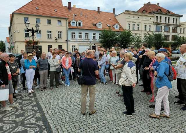  Niezwykła podróż w czasie z dr Januszem Kujatem 