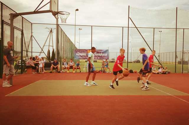 Turniej koszykówki StreetBall w Lutomi Górnej za nami [FOTO]