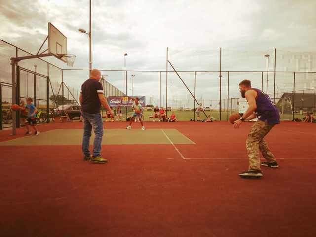 Turniej koszykówki StreetBall w Lutomi Górnej za nami [FOTO]