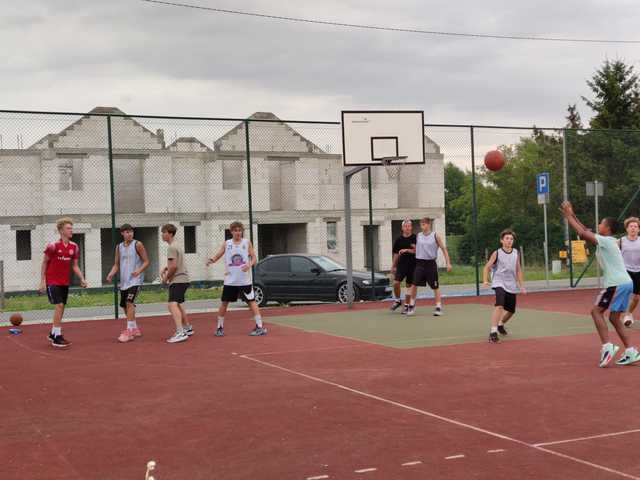 Turniej koszykówki StreetBall w Lutomi Górnej za nami [FOTO]