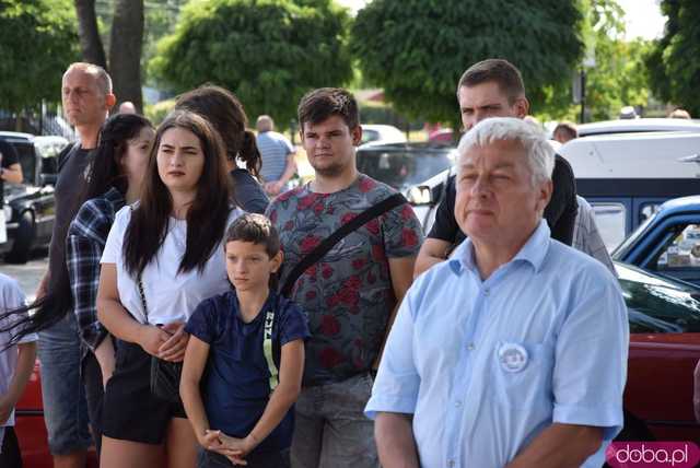 [WIDEO, FOTO] Miłośnicy motoryzacji spotkali się w Żarowie po raz ósmy