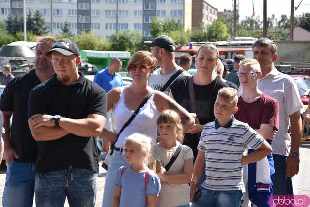 [WIDEO, FOTO] Miłośnicy motoryzacji spotkali się w Żarowie po raz ósmy