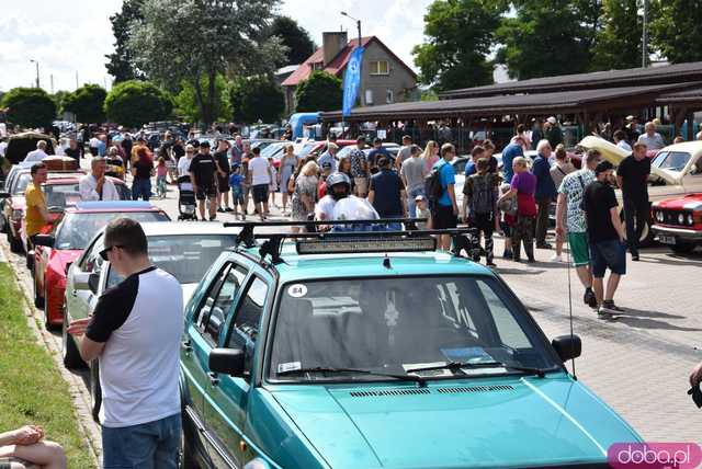 [WIDEO, FOTO] Miłośnicy motoryzacji spotkali się w Żarowie po raz ósmy