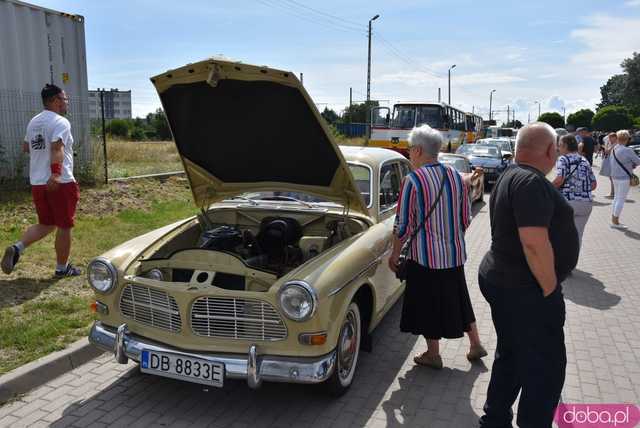 [WIDEO, FOTO] Miłośnicy motoryzacji spotkali się w Żarowie po raz ósmy