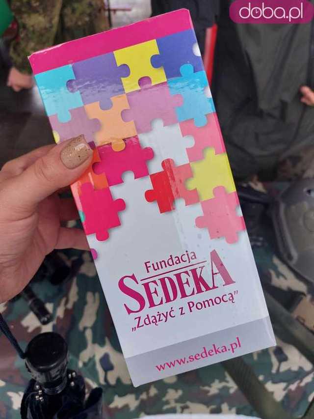 [FOTO] W ciągu jednej sekundy zawaliło się życie Łukasza. Trwa festyn charytatywny