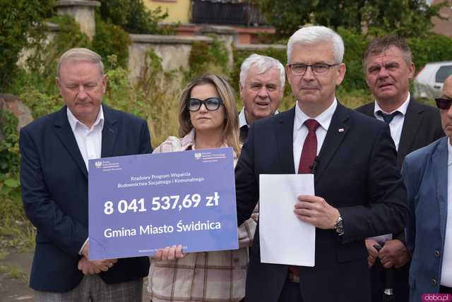 [FOTO, WIDEO] Poseł Zyska o dodatkowych środkach dla świdnickiego samorządu