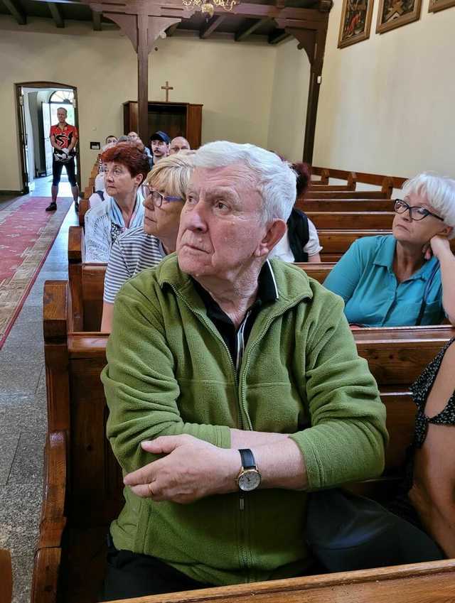 Wycieczka historyczna po Świebodzicach z panią Różą Stolarczyk [FOTO]