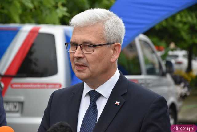 [WIDEO, FOTO] 800 plus zamiat 500 plus. Wiceminister Zyska, wicewojewoda Kresa oraz burmistrz Suchyta o zmianach w programie