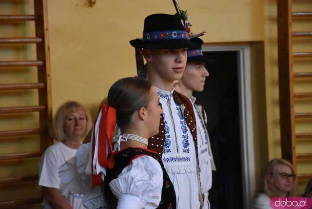 [DUŻO ZDJĘĆ] Poranne występy w Strzegomiu. Ruszyła 31. edycja Międzynarodowego Festiwalu Folkloru 