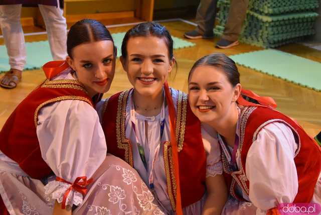 [DUŻO ZDJĘĆ] Poranne występy w Strzegomiu. Ruszyła 31. edycja Międzynarodowego Festiwalu Folkloru 
