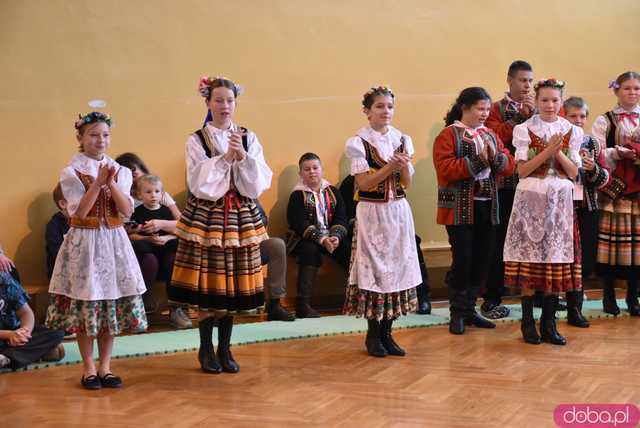 [DUŻO ZDJĘĆ] Poranne występy w Strzegomiu. Ruszyła 31. edycja Międzynarodowego Festiwalu Folkloru 