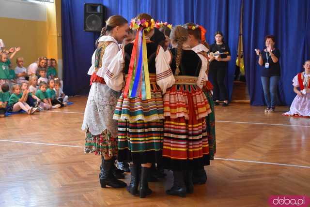 [DUŻO ZDJĘĆ] Poranne występy w Strzegomiu. Ruszyła 31. edycja Międzynarodowego Festiwalu Folkloru 