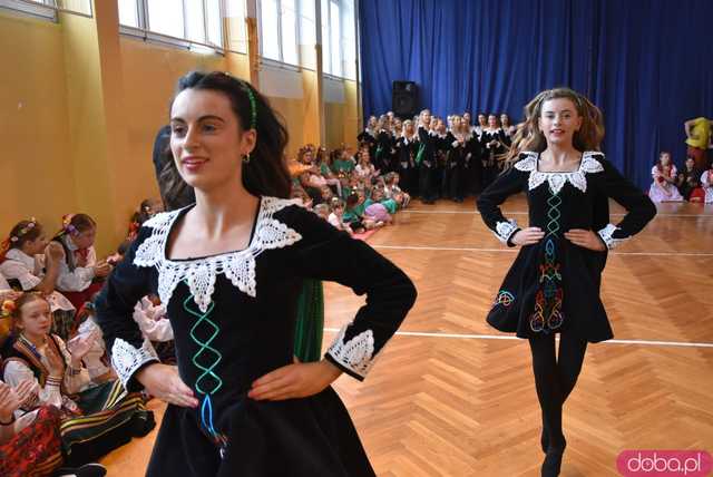 [DUŻO ZDJĘĆ] Poranne występy w Strzegomiu. Ruszyła 31. edycja Międzynarodowego Festiwalu Folkloru 