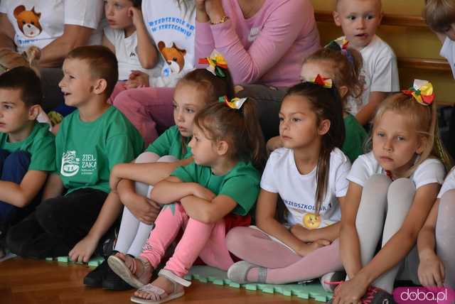 [DUŻO ZDJĘĆ] Poranne występy w Strzegomiu. Ruszyła 31. edycja Międzynarodowego Festiwalu Folkloru 