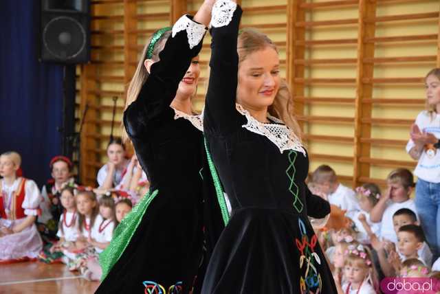 [DUŻO ZDJĘĆ] Poranne występy w Strzegomiu. Ruszyła 31. edycja Międzynarodowego Festiwalu Folkloru 