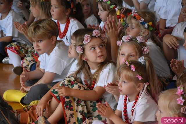 [DUŻO ZDJĘĆ] Poranne występy w Strzegomiu. Ruszyła 31. edycja Międzynarodowego Festiwalu Folkloru 