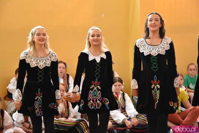 [DUŻO ZDJĘĆ] Poranne występy w Strzegomiu. Ruszyła 31. edycja Międzynarodowego Festiwalu Folkloru 