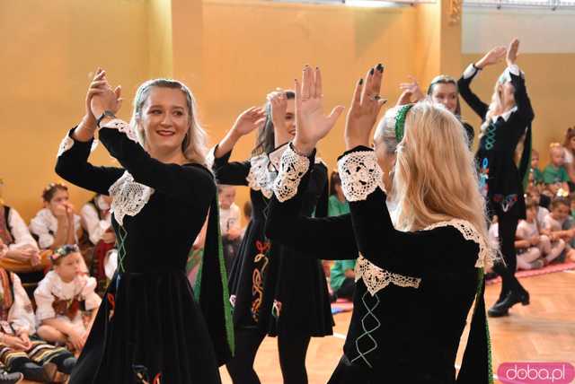[DUŻO ZDJĘĆ] Poranne występy w Strzegomiu. Ruszyła 31. edycja Międzynarodowego Festiwalu Folkloru 
