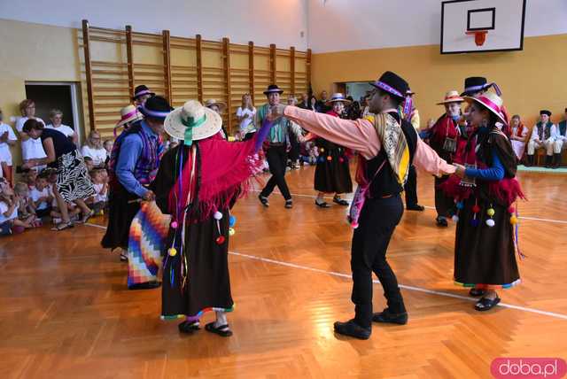 [DUŻO ZDJĘĆ] Poranne występy w Strzegomiu. Ruszyła 31. edycja Międzynarodowego Festiwalu Folkloru 