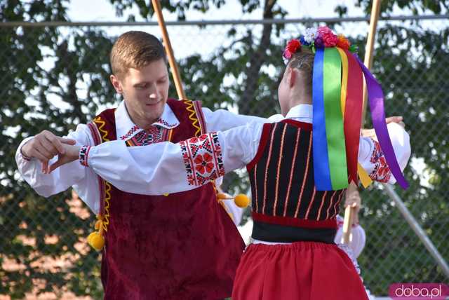 [DUŻO ZDJĘĆ] Dzień Kultury i Sportu w Rusku. Otwarto nowe boisko sportowe, wystąpił zespół z Ukrainy