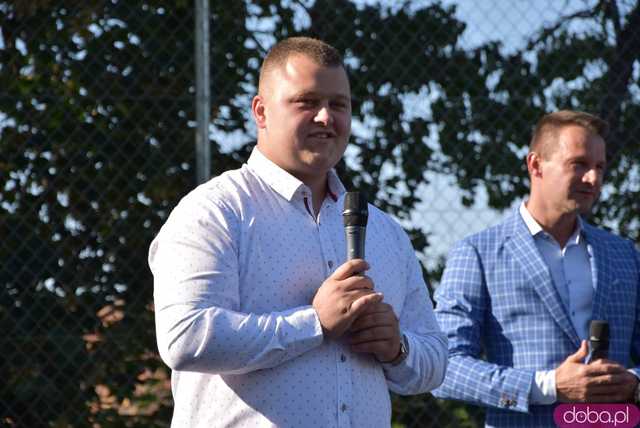 [DUŻO ZDJĘĆ] Dzień Kultury i Sportu w Rusku. Otwarto nowe boisko sportowe, wystąpił zespół z Ukrainy