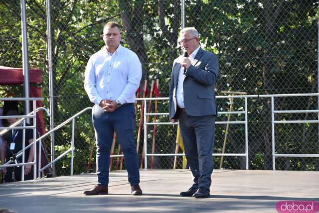 [DUŻO ZDJĘĆ] Dzień Kultury i Sportu w Rusku. Otwarto nowe boisko sportowe, wystąpił zespół z Ukrainy