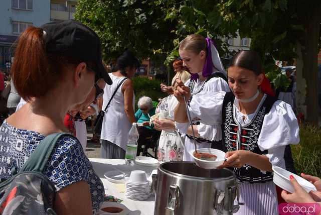 [FOTO] Rynek Świata podczas Festiwalu Folkloru w Strzegomiu