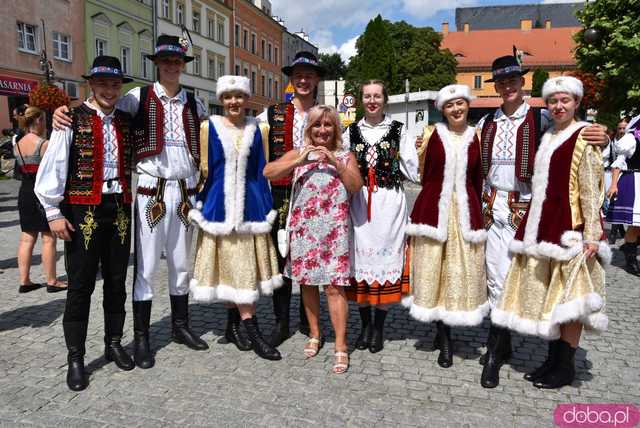 [FOTO] Rynek Świata podczas Festiwalu Folkloru w Strzegomiu
