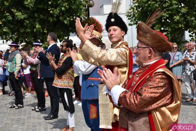 [FOTO] Rynek Świata podczas Festiwalu Folkloru w Strzegomiu