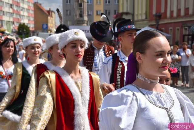 [FOTO] Rynek Świata podczas Festiwalu Folkloru w Strzegomiu