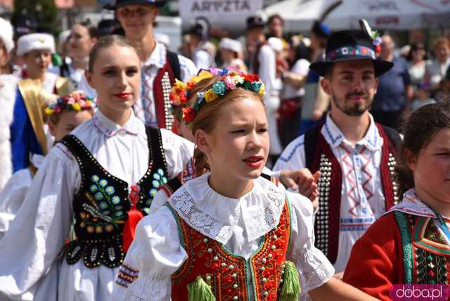 [FOTO] Rynek Świata podczas Festiwalu Folkloru w Strzegomiu