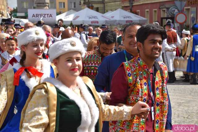 [FOTO] Rynek Świata podczas Festiwalu Folkloru w Strzegomiu